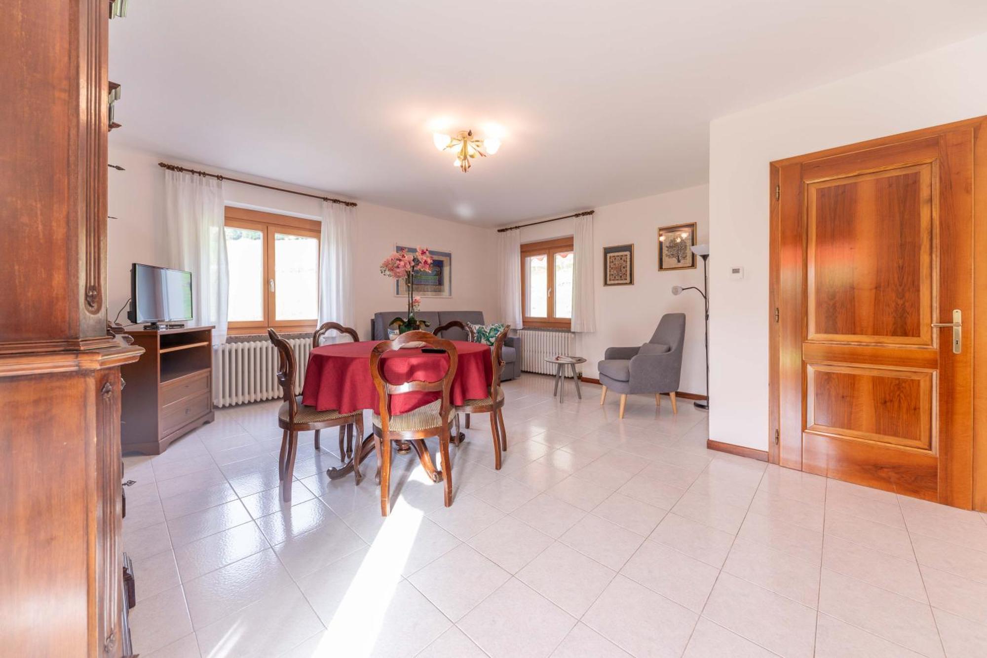 Casa Vacanze Cilla Comano Terme Kültér fotó